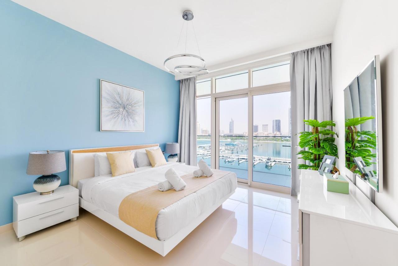 Ultra Luxury Emaar Beachfront - Private Beach And Pool Дубай Екстериор снимка