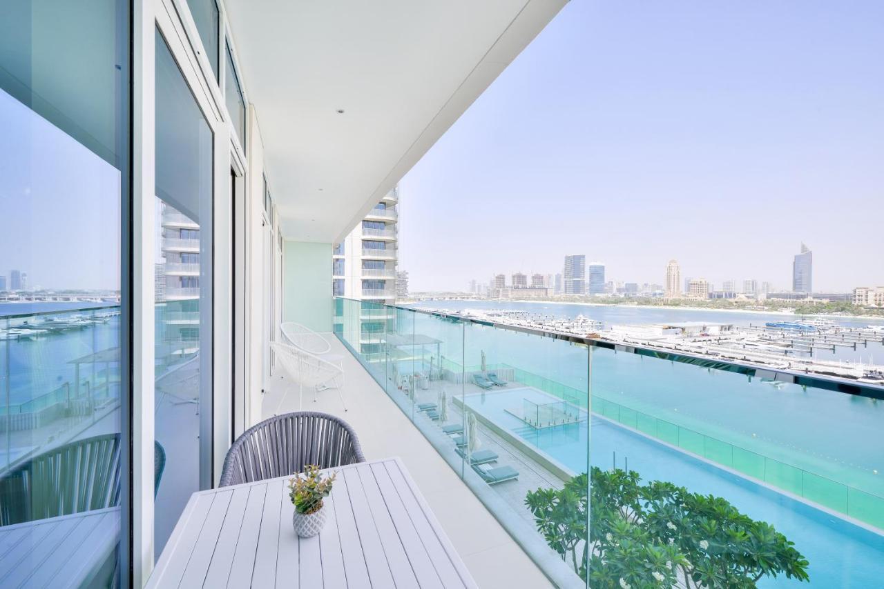 Ultra Luxury Emaar Beachfront - Private Beach And Pool Дубай Екстериор снимка