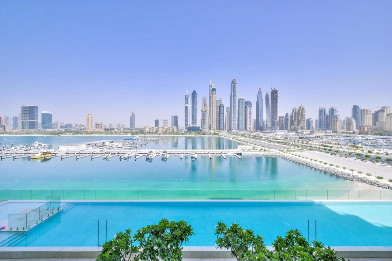Ultra Luxury Emaar Beachfront - Private Beach And Pool Дубай Екстериор снимка