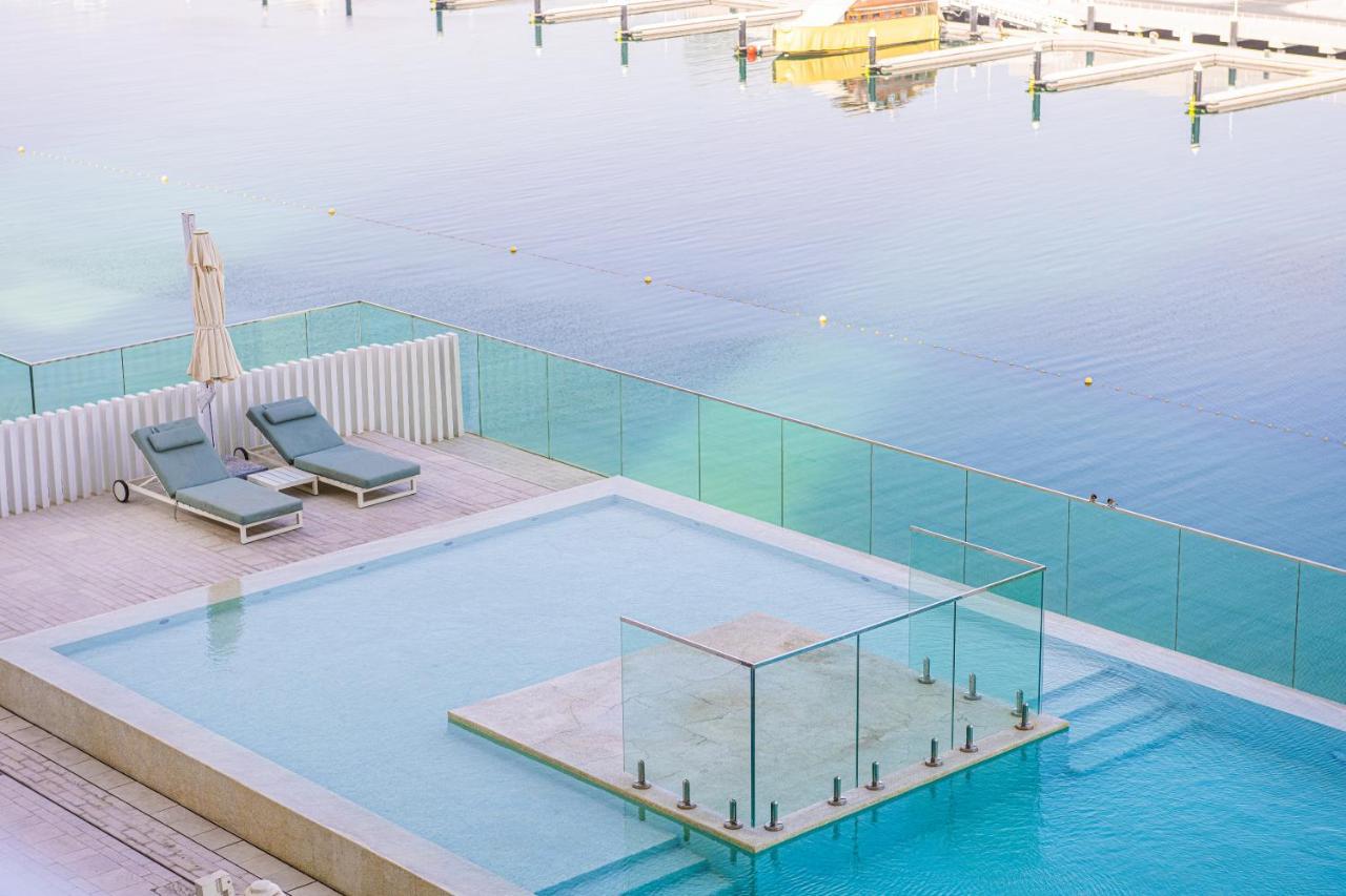 Ultra Luxury Emaar Beachfront - Private Beach And Pool Дубай Екстериор снимка