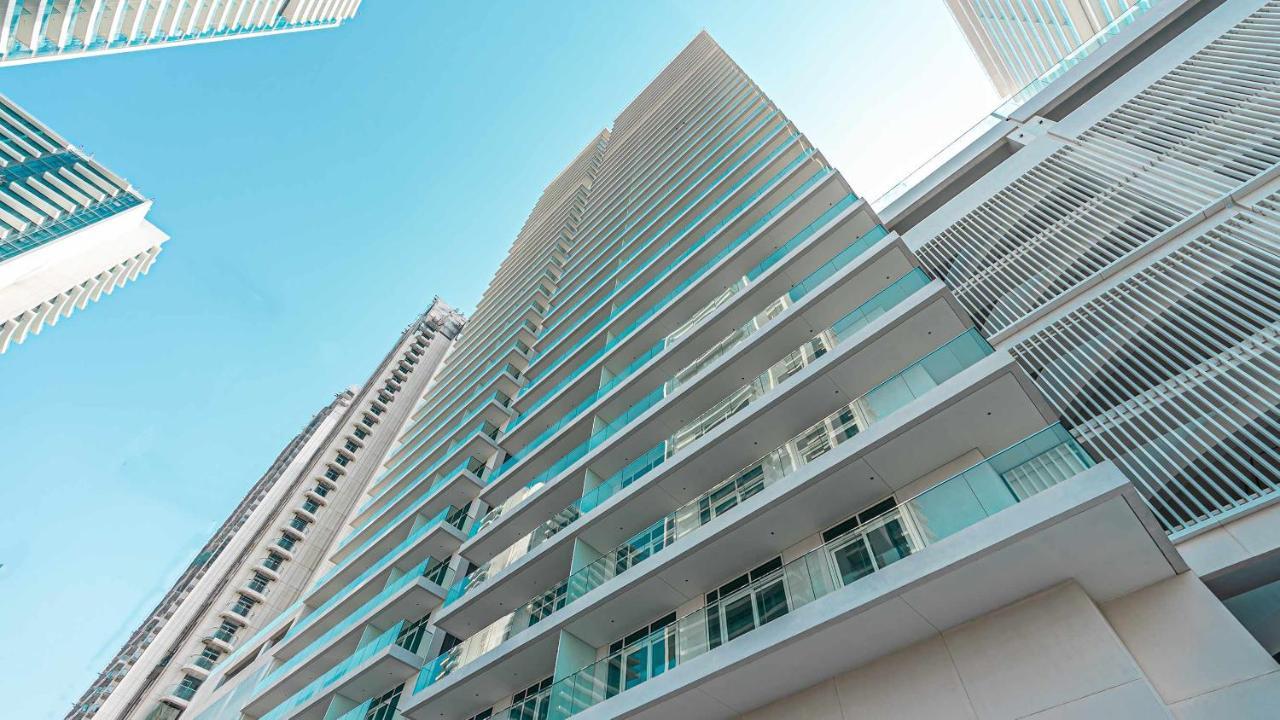 Ultra Luxury Emaar Beachfront - Private Beach And Pool Дубай Екстериор снимка
