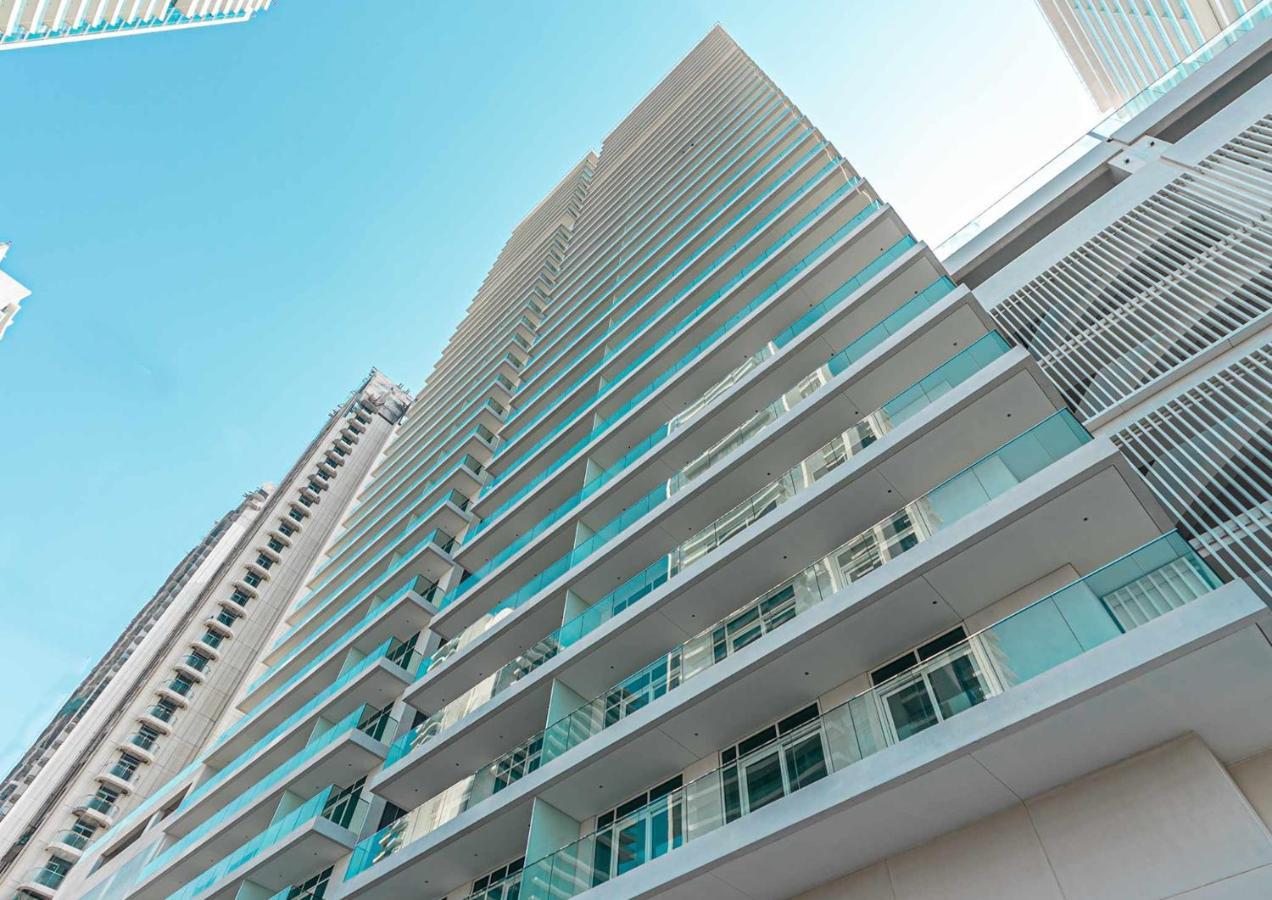 Ultra Luxury Emaar Beachfront - Private Beach And Pool Дубай Екстериор снимка
