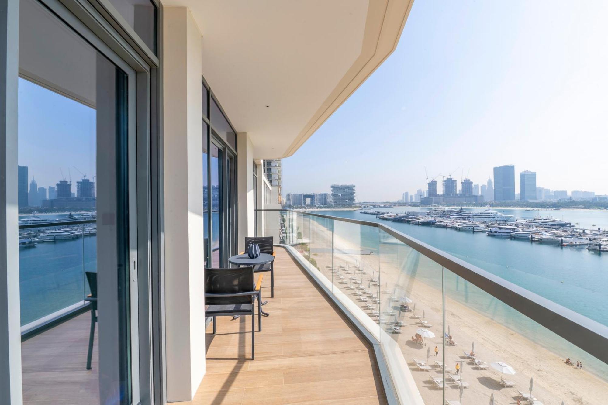 Ultra Luxury Emaar Beachfront - Private Beach And Pool Дубай Екстериор снимка