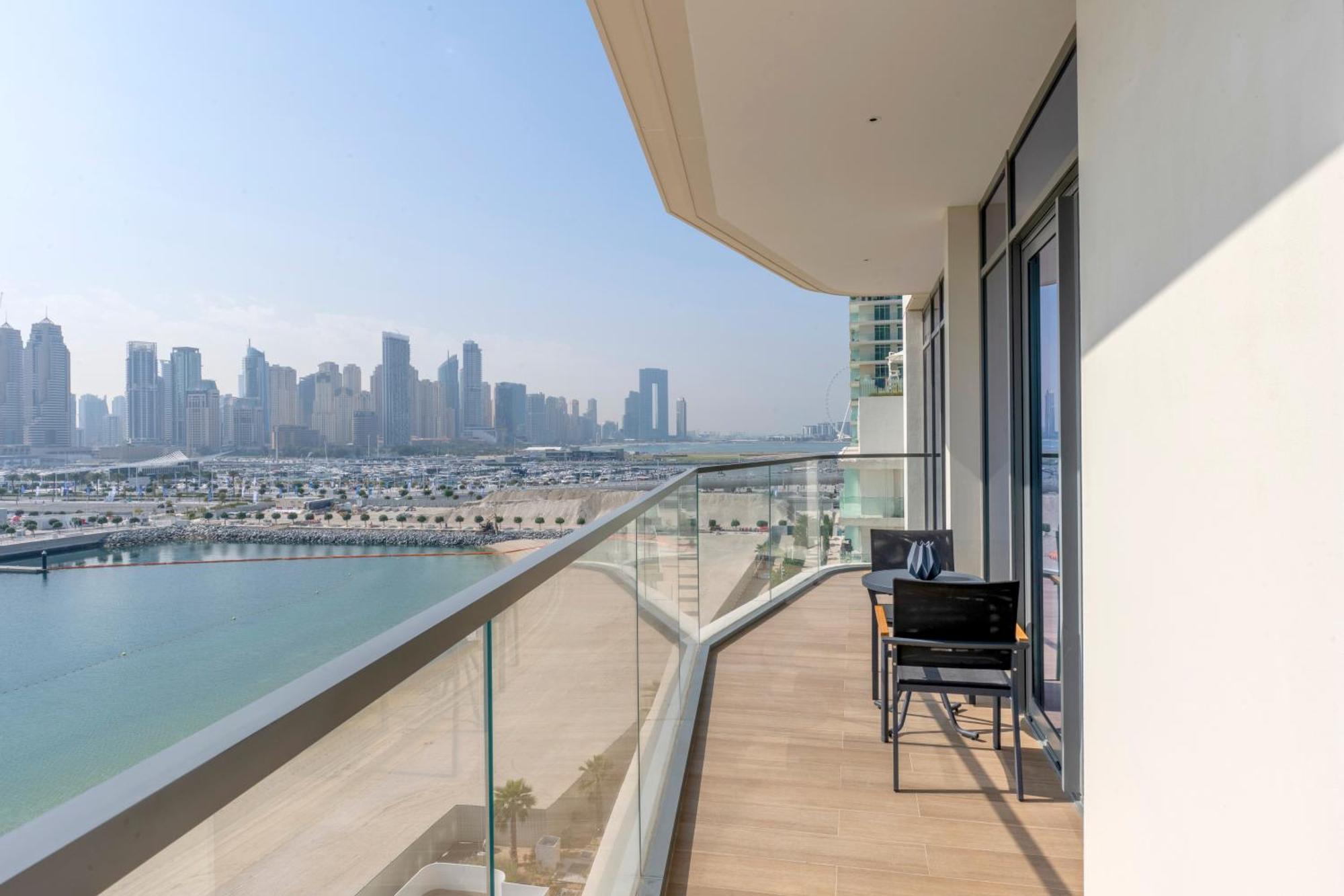 Ultra Luxury Emaar Beachfront - Private Beach And Pool Дубай Екстериор снимка