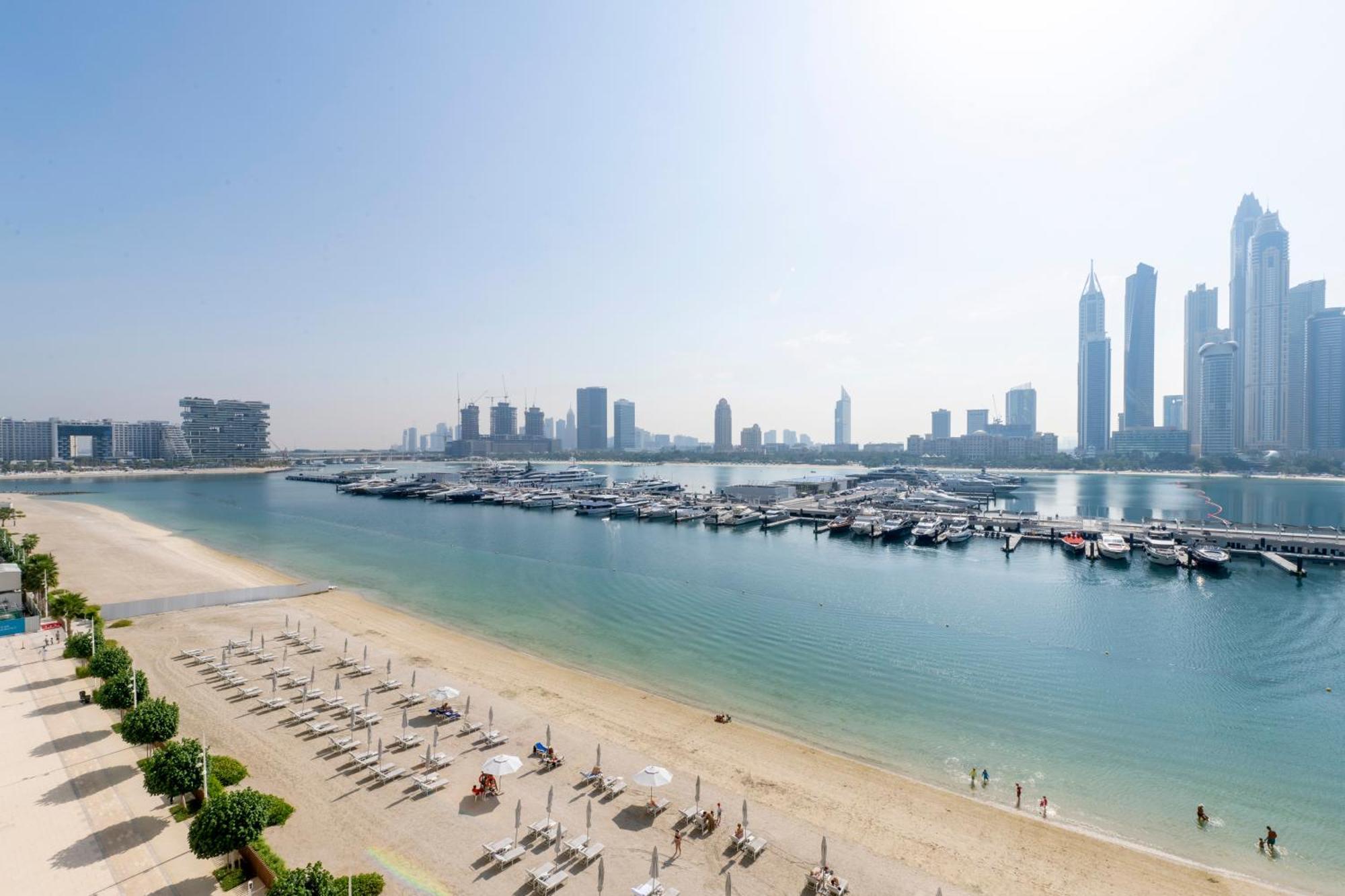 Ultra Luxury Emaar Beachfront - Private Beach And Pool Дубай Екстериор снимка