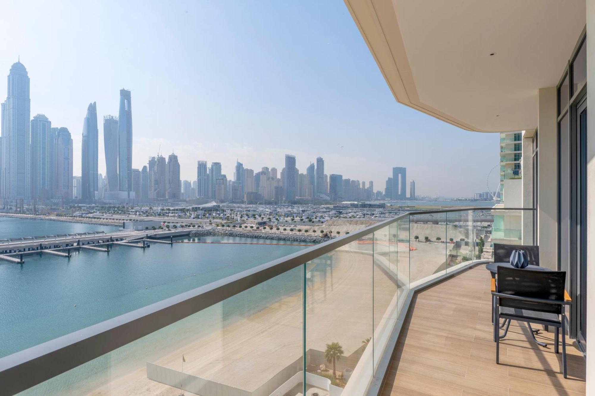 Ultra Luxury Emaar Beachfront - Private Beach And Pool Дубай Екстериор снимка